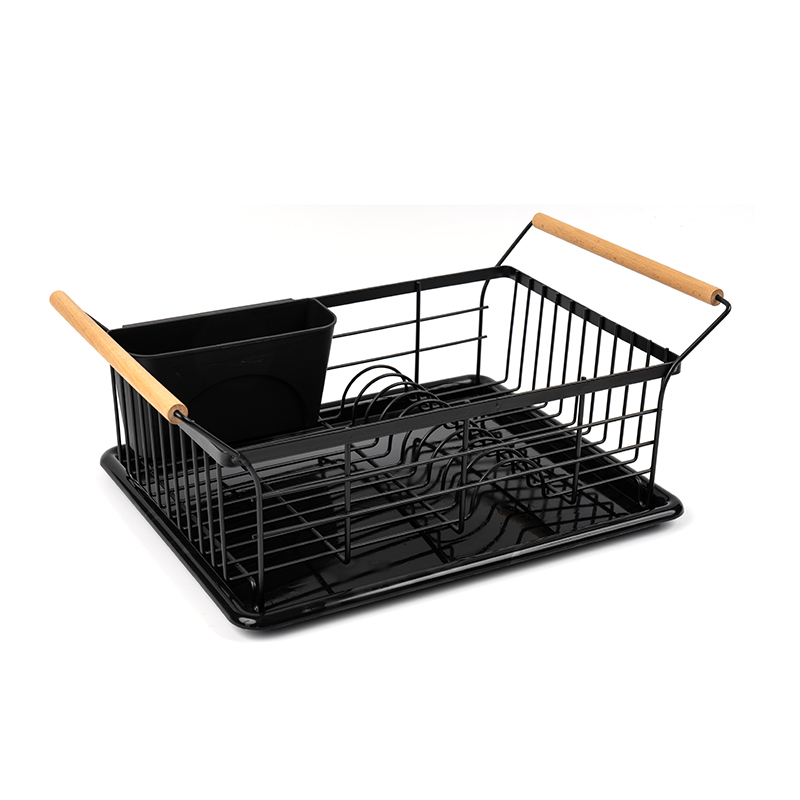 Een kommen- en bordendroogrek met een houten handvat